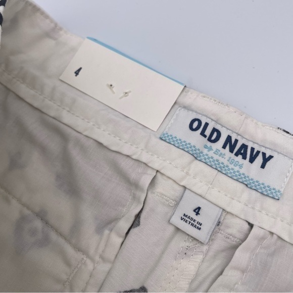 Black and White Shorts Old Navy Size 4 NWT Diamond Pattern - Picture 6 of 9